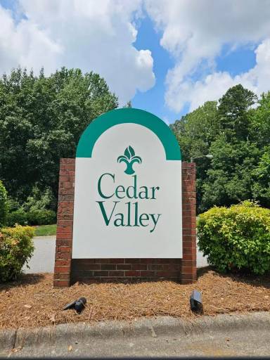 Main picture of 27 Cedar Branch Dr