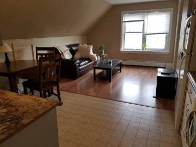 Main picture of 13 Thatcher St