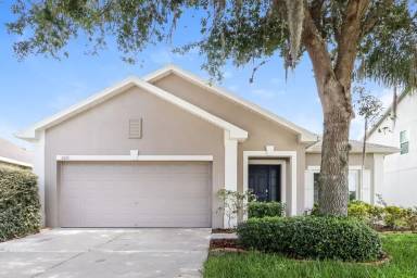 Main picture of 6221 Desert Peace Ave