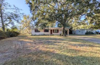 Main picture of 3054 Yanlee Ln