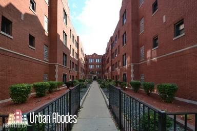 Main picture of 3933 N Janssen Ave