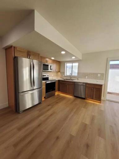 Main picture of 5040 N 18th Ave