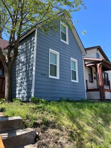Main picture of 4058 Schiller Pl