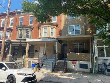 Main picture of 2227 N Park Ave