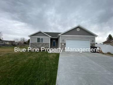 Main picture of 479 Wind River Dr