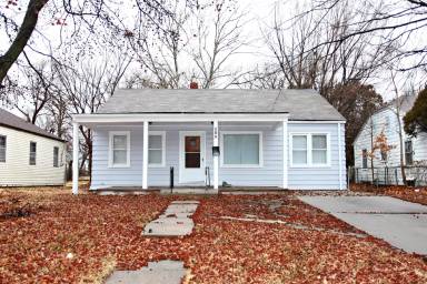 Main picture of 915 Harding St