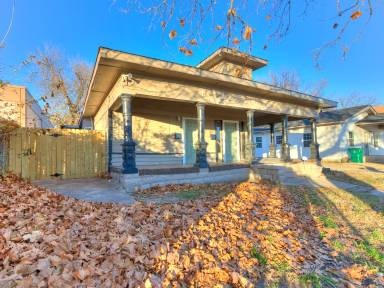 Main picture of 1161 SE 21st St