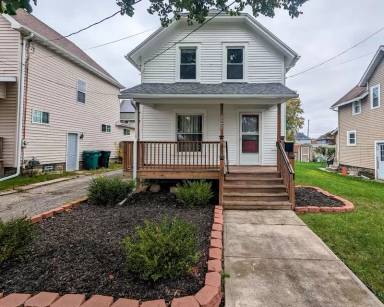 Main picture of 222 N Holmes St