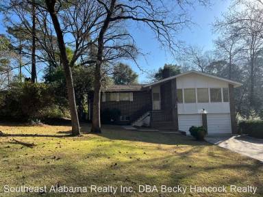 Main picture of 314 Holly Hill Rd