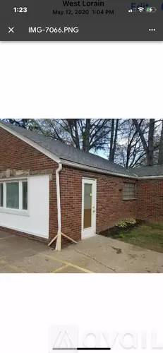 Main picture of 730 N Ridge Rd E