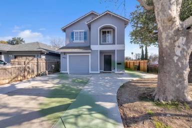 Main picture of 4061 32nd St