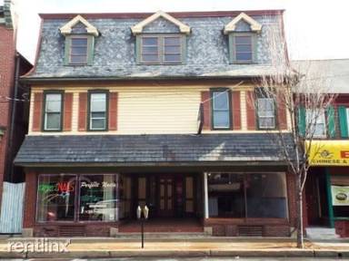 Main picture of 38 S Cherry Aly