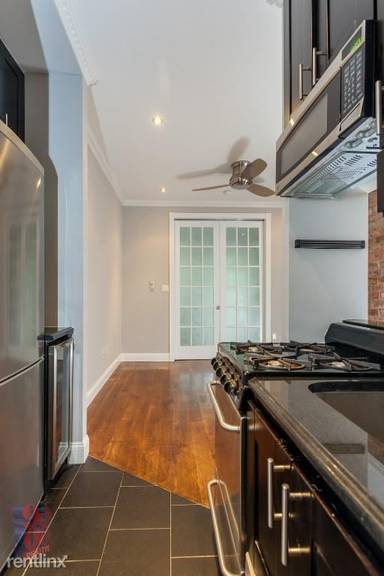 Main picture of 141 Ridge St