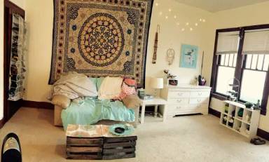 Main picture of 9 W State St