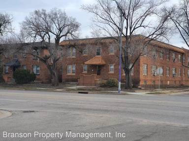 Main picture of 2501 E Douglas Ave
