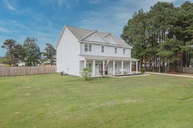 Main picture of 101 Kings Harbor Dr