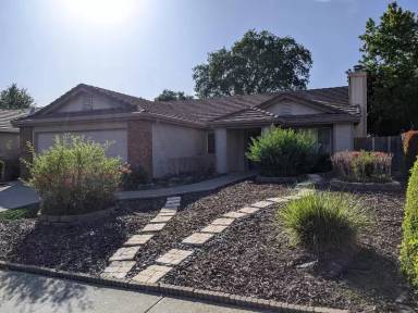 Main picture of 4754 Stuart St