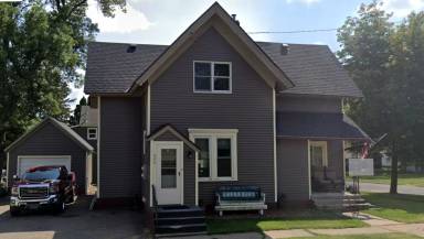 Main picture of 680 Maple St