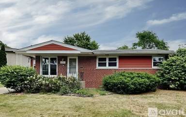 Main picture of 10040 Kilpatrick Ave