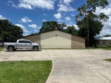 Main picture of 3065 Saint Paul Dr