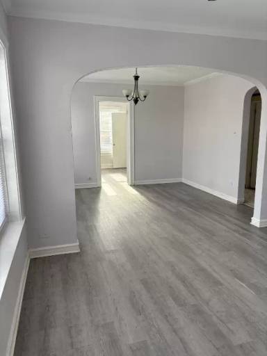 Main picture of 3300 N Long Ave