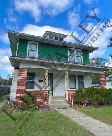 Main picture of 124 N Fruitridge Ave