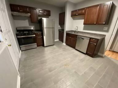 Main picture of 6353 S Richmond St