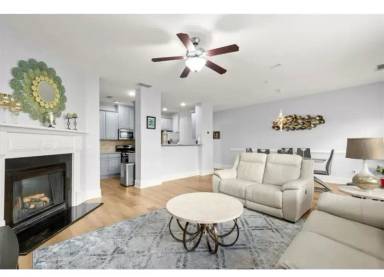 Main picture of 2304 Oakton Pl SE