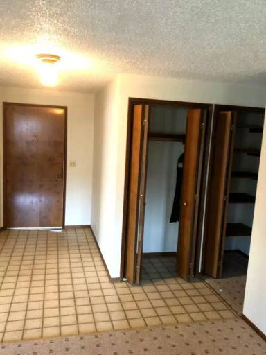 Main picture of 2060 Hayes St