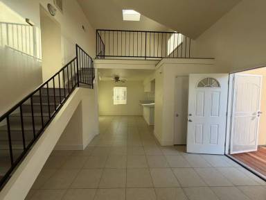 Main picture of 152 S Harwood St
