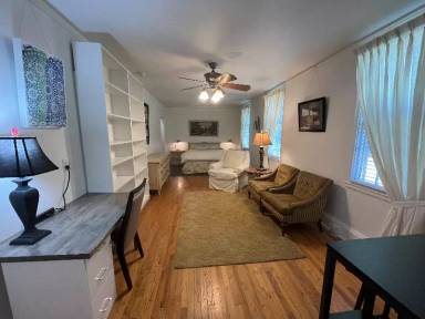Main picture of 1416 S Beltline Blvd