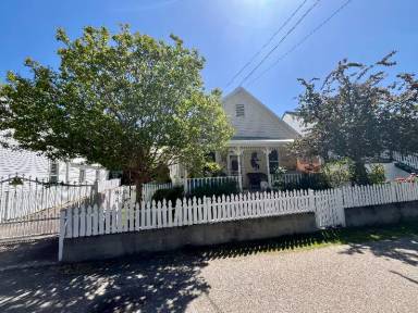 Main picture of 94 Boston Aly