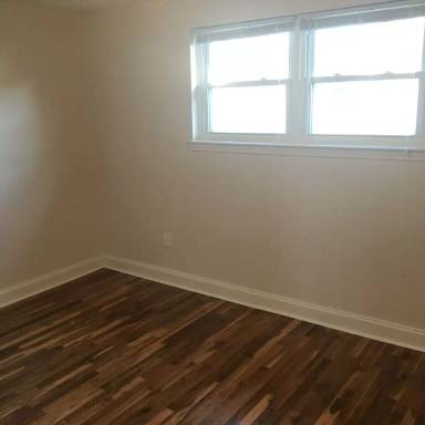 Main picture of 438 W Chestnut St