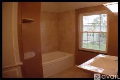 Main picture of 348 Cliffside Dr