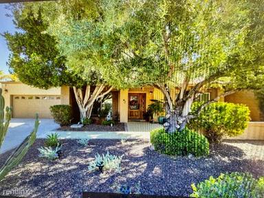 Main picture of 14639 N 54th Pl