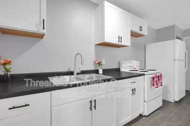 Main picture of 180 N Sylvan Ave