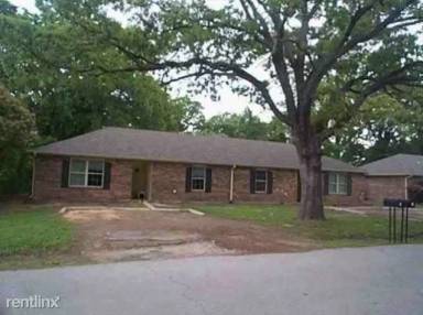 Main picture of 511 Chestnut Dr