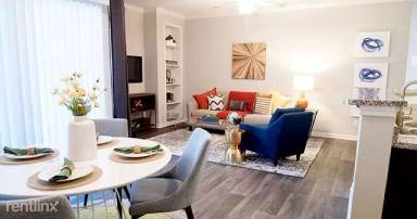 Main picture of Hollister Place