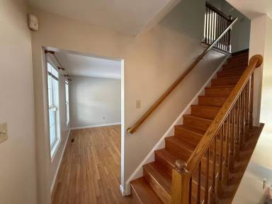 Main picture of 722 Linnet Ln