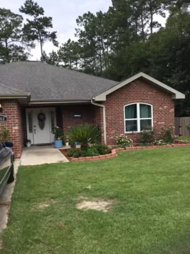 Main picture of 202 Planer Mill Rd