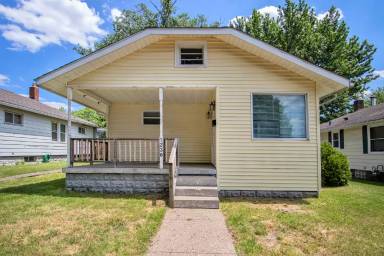 Main picture of 1226 Clover St