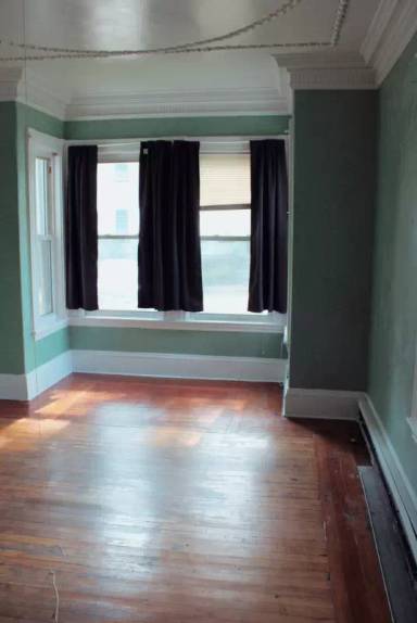 Main picture of 50 Astoria St