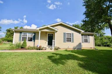 Main picture of 754 W Elm Rd