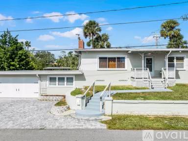 Main picture of 131 Mitchell Pl