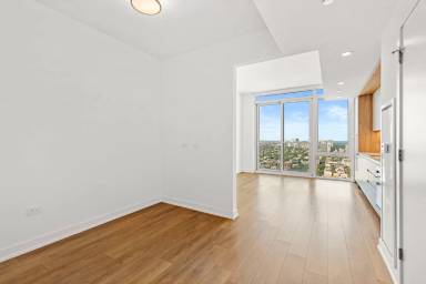 Main picture of 234 W Hill St