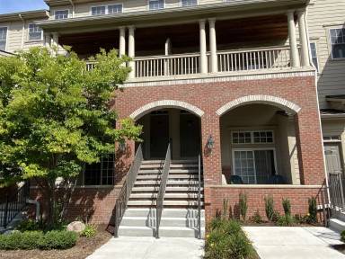 Main picture of 3921 Forester Blvd