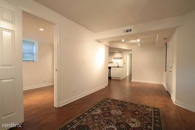 Main picture of 2633 N Troy St