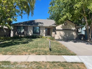 Main picture of 2136 Bear Creek Rd