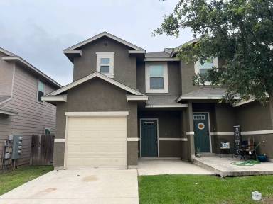 Main picture of 6006 Jax Way