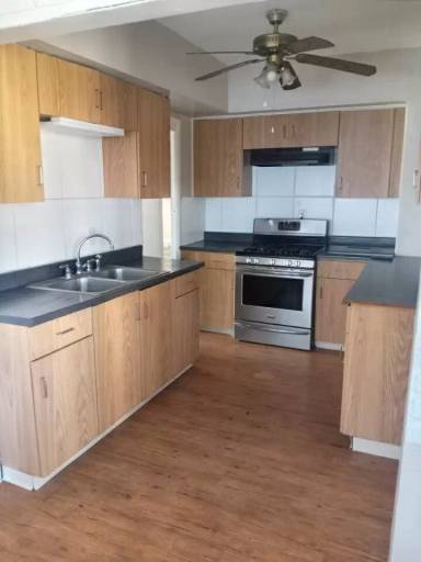 Main picture of 21 S Crandon Ave